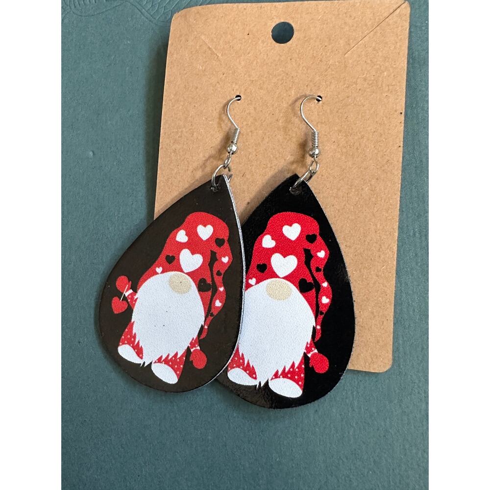 Love Gnomes Valentine‎ earrings